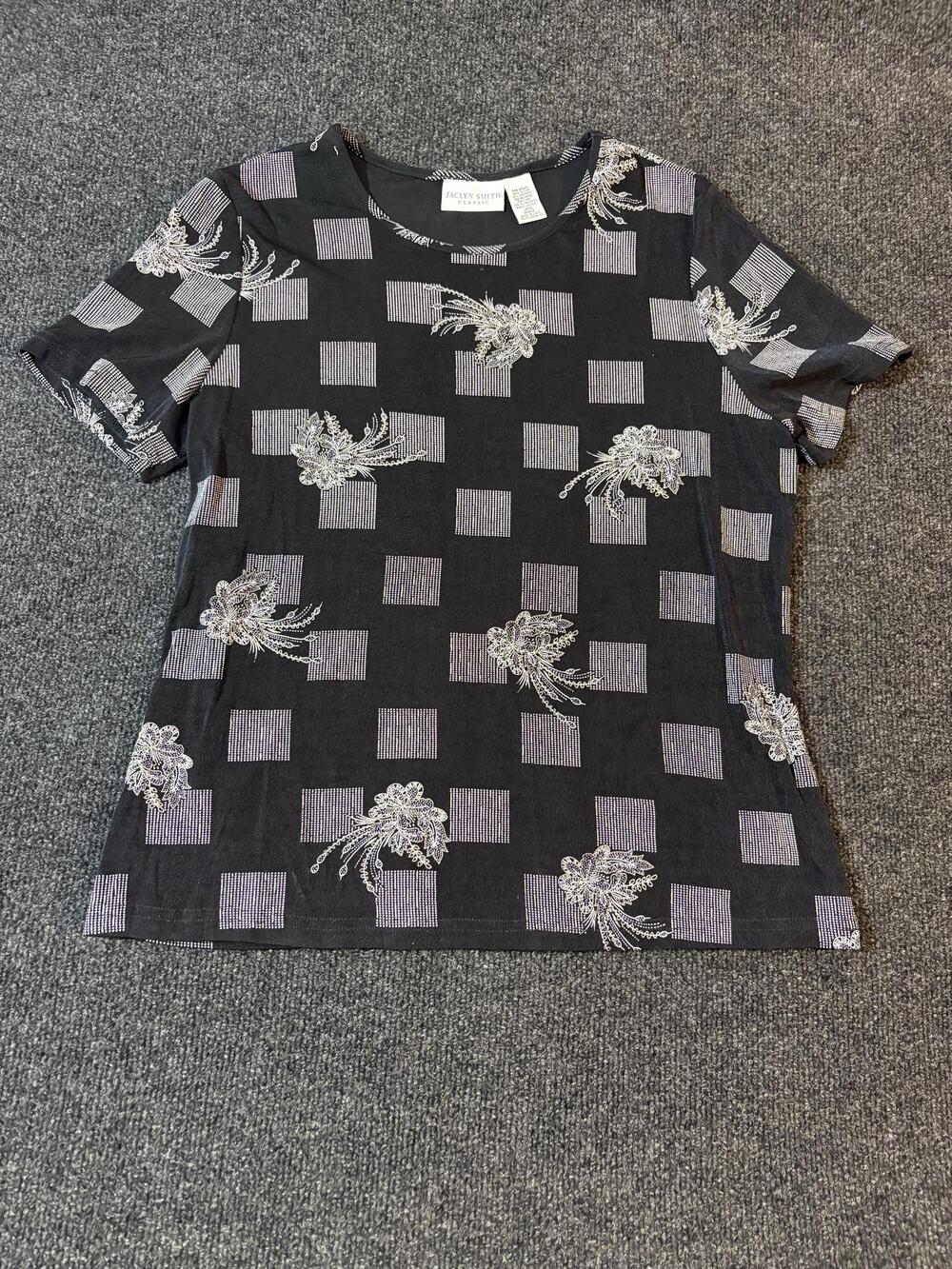 Jaclyn Smith Shirt Womens L Black Floral Geometric Crew Neck Short Sleeve Print